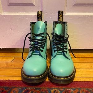 Dr Martens 1460 • Seafoam Green